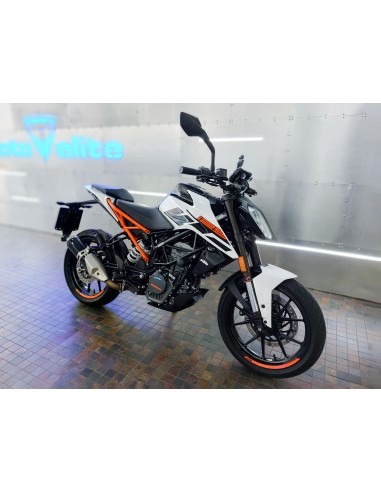 KTM 125 DUKE (2021)