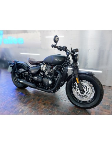 TRIUMPH BONNEVILLE BOBBER BLACK (2018)